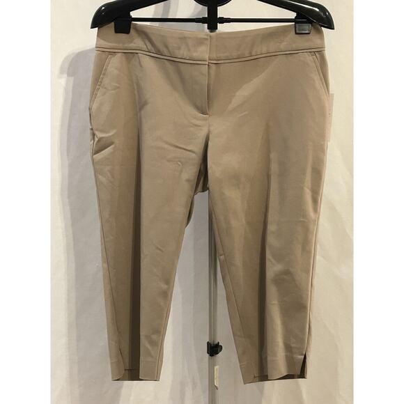 NWT Apt. 9 Women's Mid Rise Khaki Capri Pants size 12 Petite - Picture 1 of 6